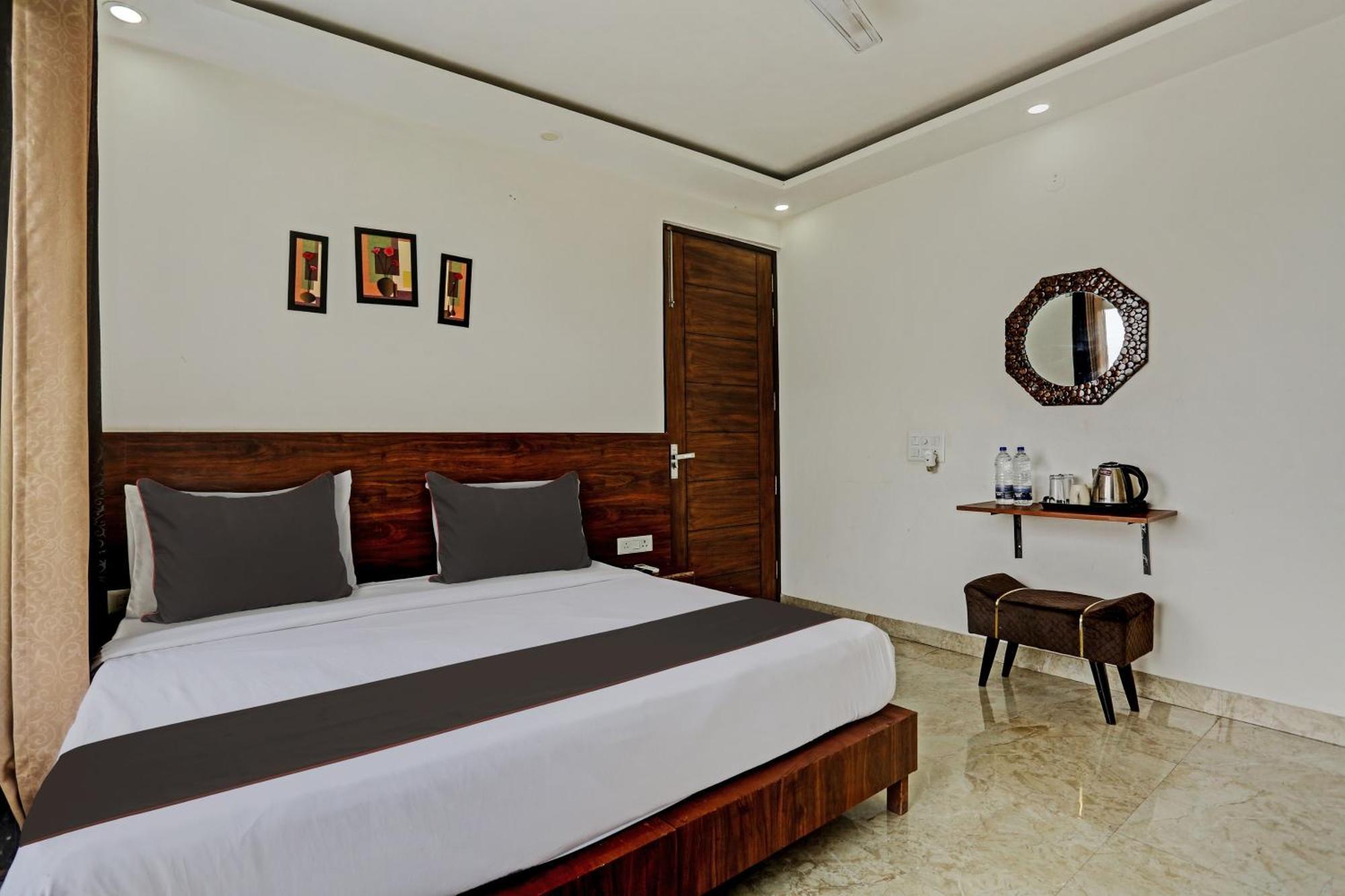 Hotel O Vikrant Residency Gurgaon Exterior foto