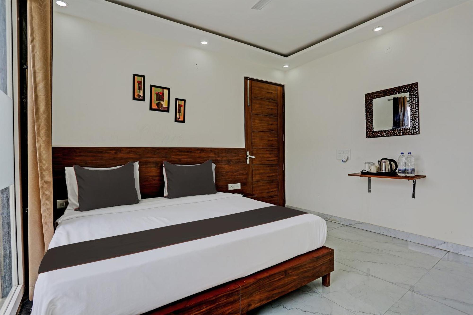 Hotel O Vikrant Residency Gurgaon Exterior foto